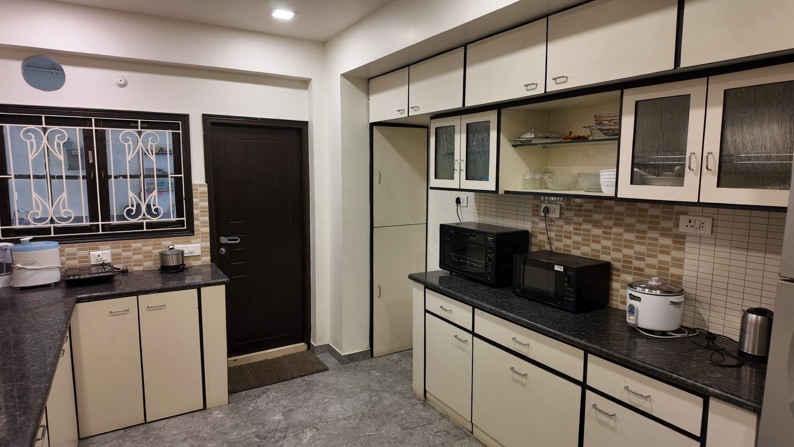 Marbella Suites view 3