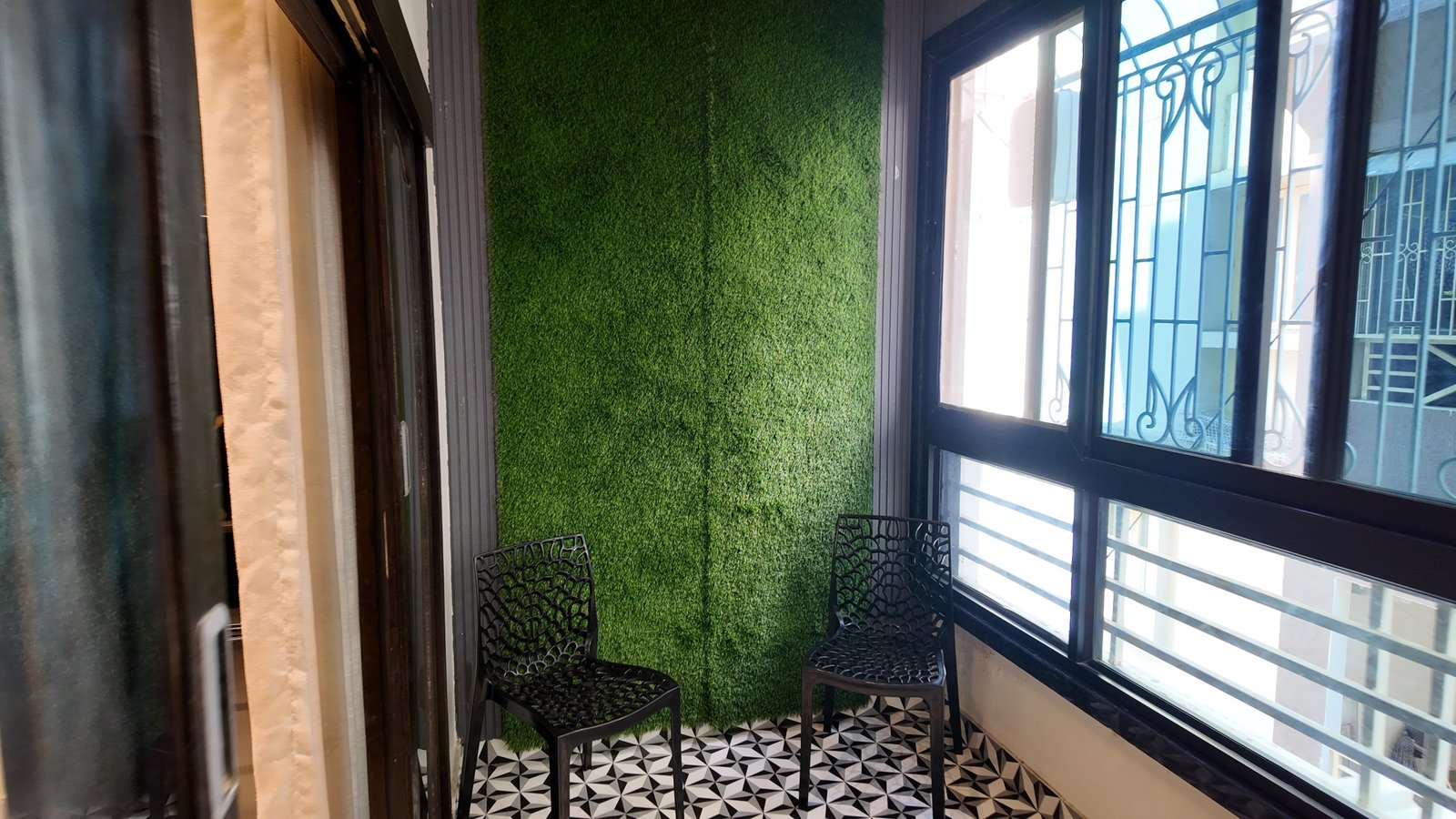 Sunroom at Marbella Suites